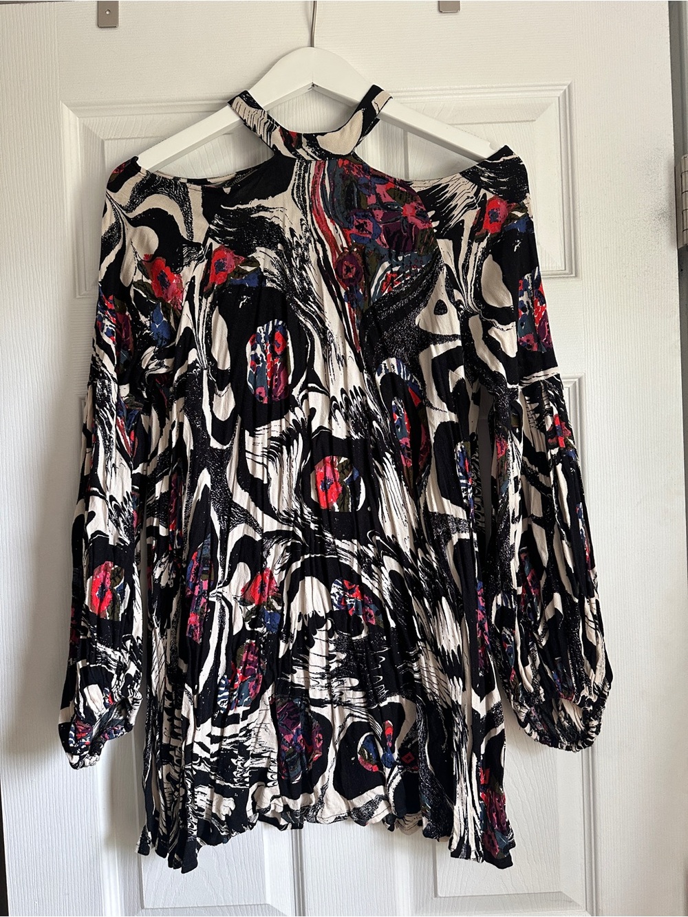 FREE PEOPLE Black & White Abstract Long-Sleeve Tunic with Red and Blue Accents